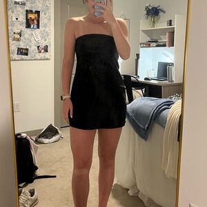 Elegant Black Strapless Dress